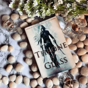 Throne of Glass – Sarah J Maas